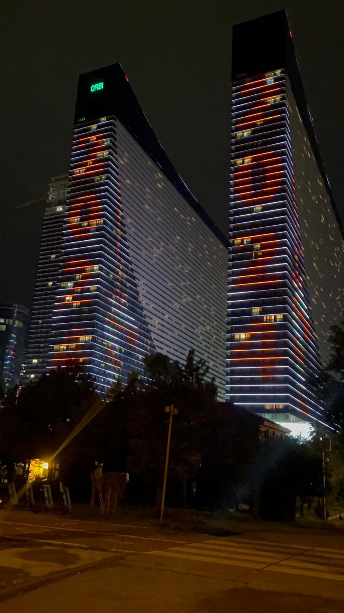 Spend Your Time In Orbi City Batumi Exterior foto